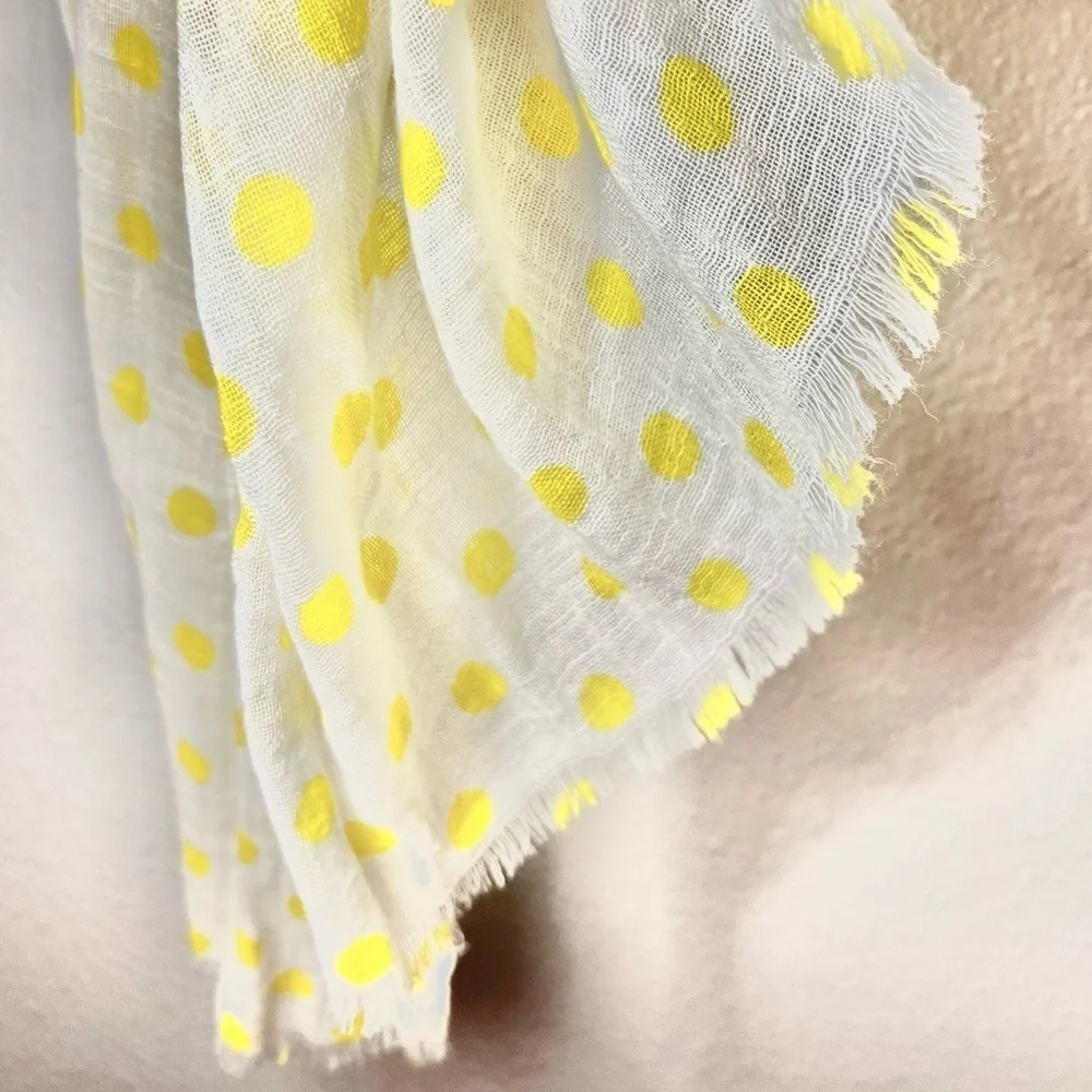GAP scarf, white with yellow polka dots
